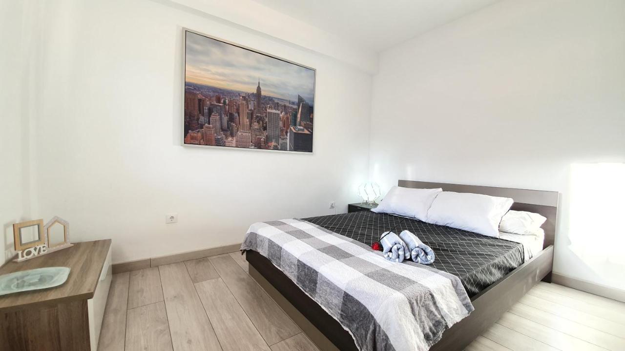 Adam'S Flat Corazon De Salou Apartment Ngoại thất bức ảnh
